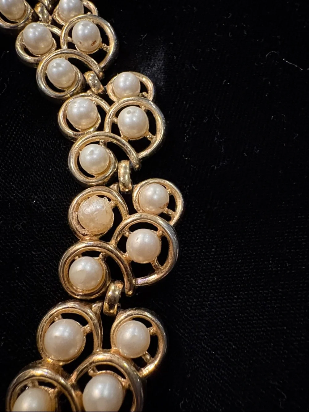 Trifari Gold-Tone Bracelet with Ivory Pearls - Picture 2 of 7